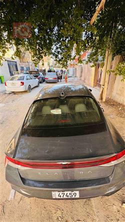 هیوندای ئەلەنترا